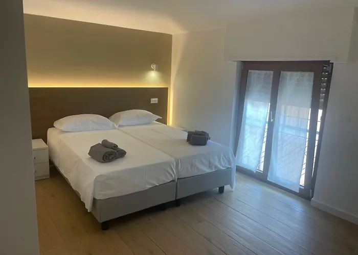 Alojamento de Acomodação e Pequeno-almoço Sila In Fiore 3*